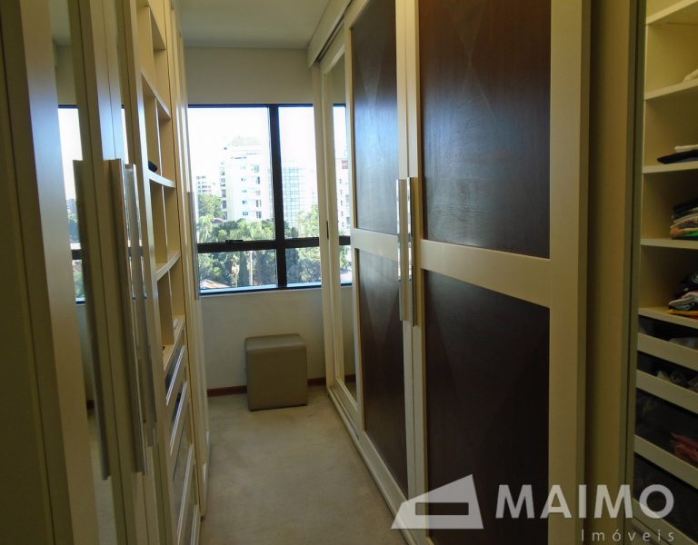 25 - MAIMO 00118 - Ed Curitiba Golden Flat - closet