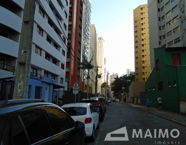 27 - MAIMO 00034 - Edifício LES HALLES - AP 1301 - Vista da Rua 2 -